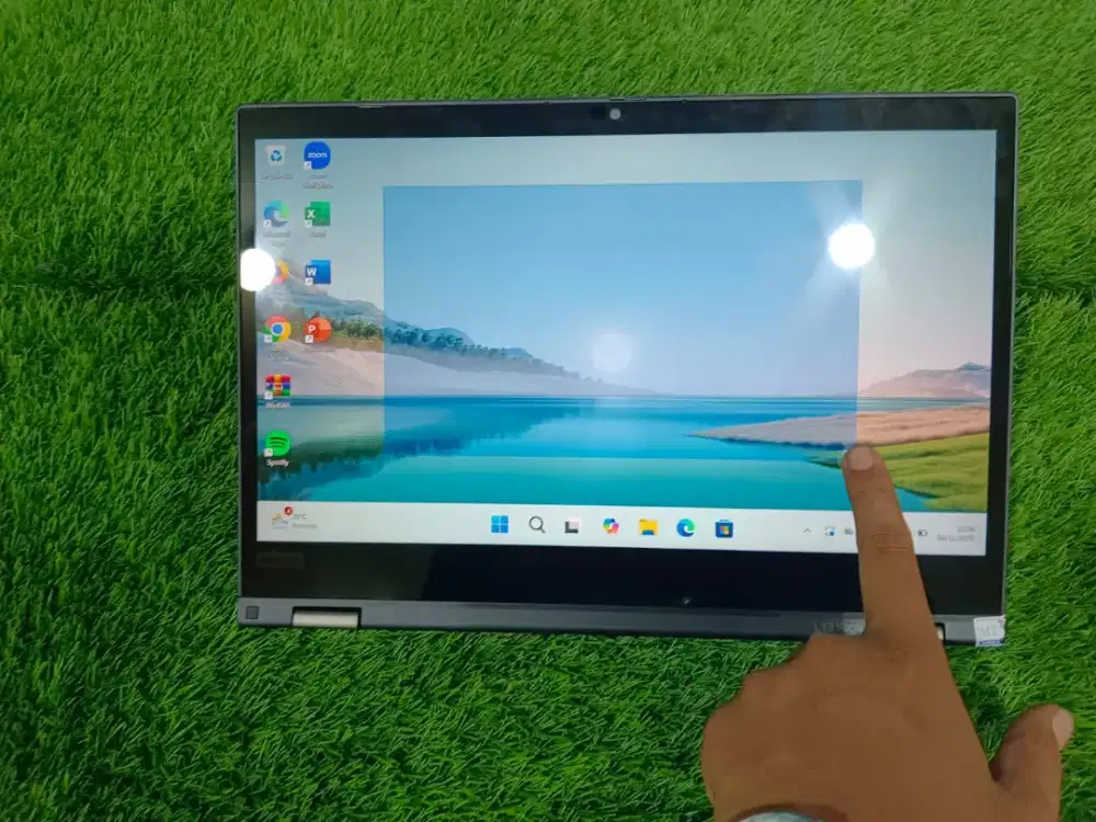 Laptop second display grade A  plus plus garansi lengkap siap pake