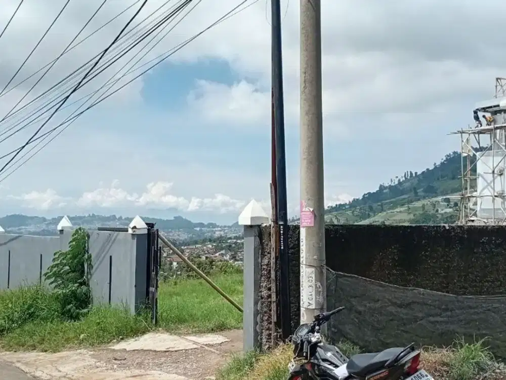 Tanah area lembang cikole siap bangun dengan view cantik menawan.