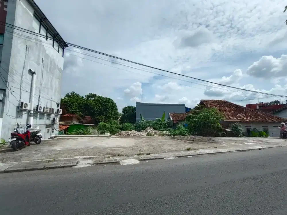 Tanah Strategis Jalan Monjali Barat Pogung Dekat  Kampus UGM, Sardjito