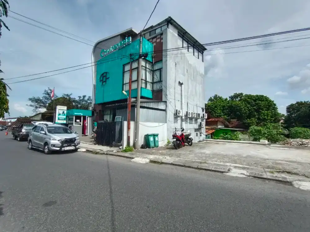 Tanah Strategis Jalan Monjali Dekat Kampus UGM Dan RS Sardjito
