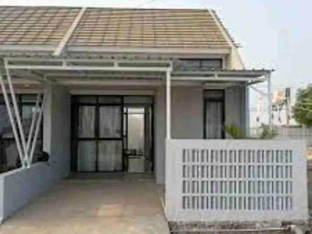 over kredit Rumah di pinggir jalan