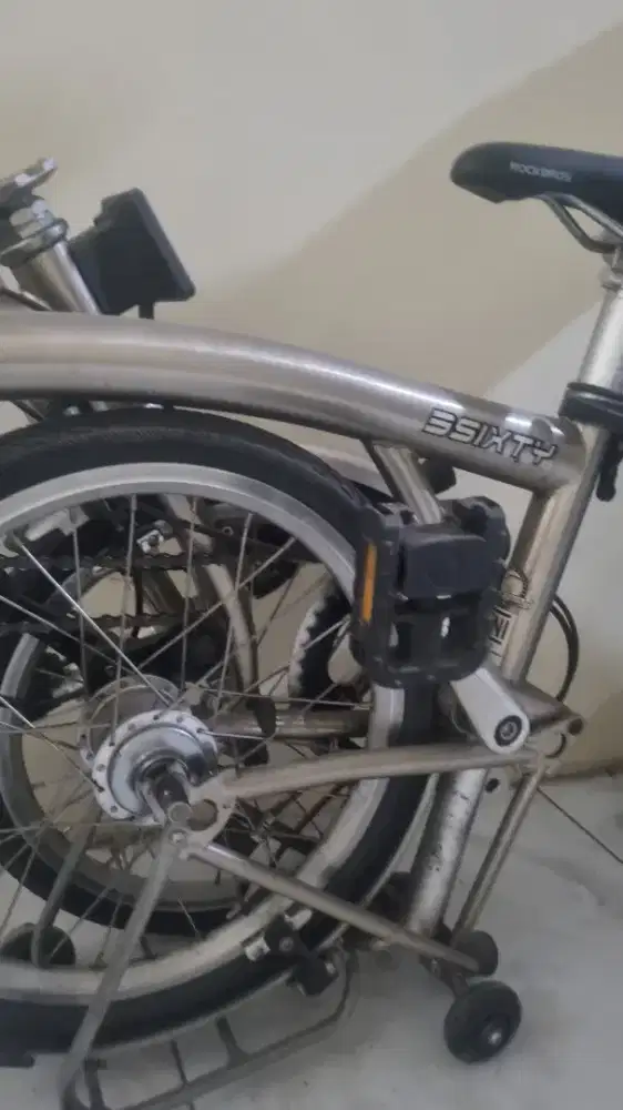 Sepeda 3sixty bekas