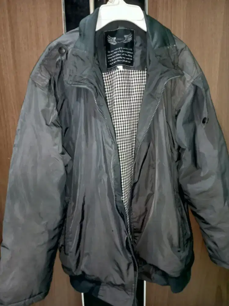 Jaket Pria Lengan Panjang Anti Air