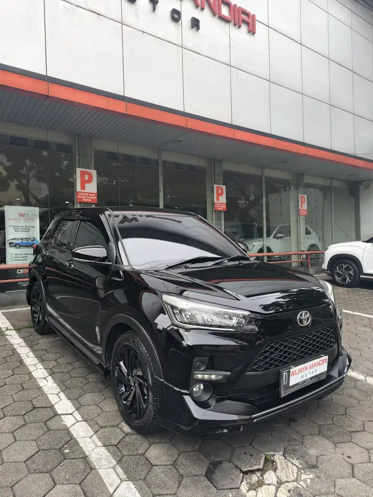 Toyota Raize 1.0 GR CVT