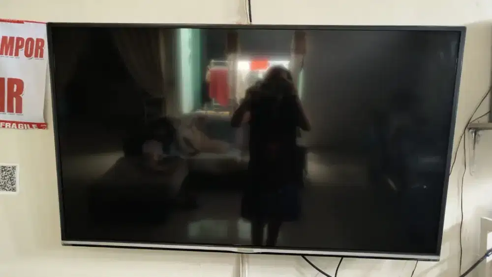 Dijual TV Changhong 50 inch Rusak, tidak mau nyala. (LED- 50E2100T)
