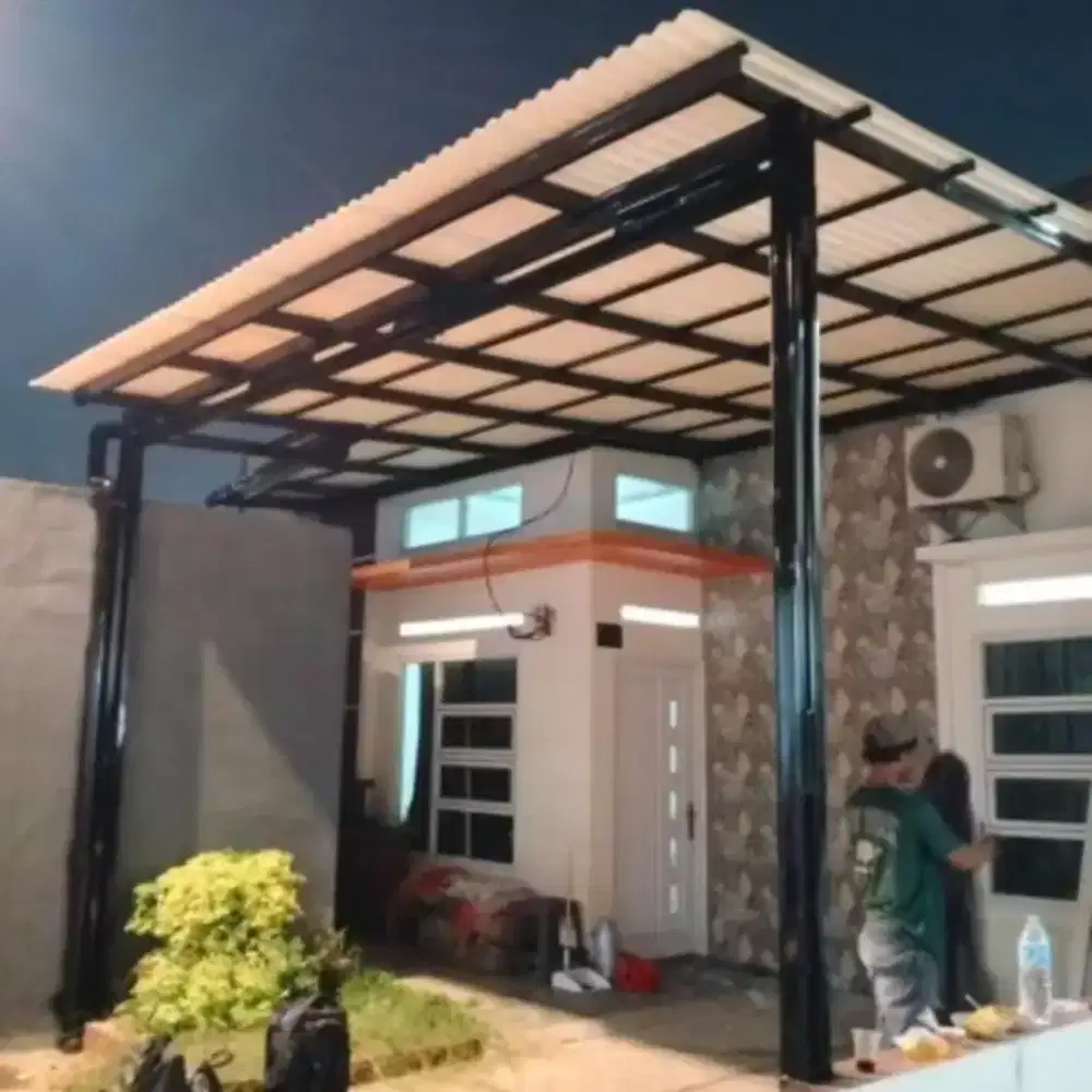 Kanopi baja ringan