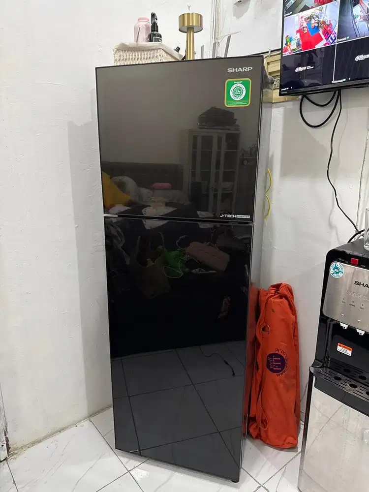 KULKAS SHARP BEKAS