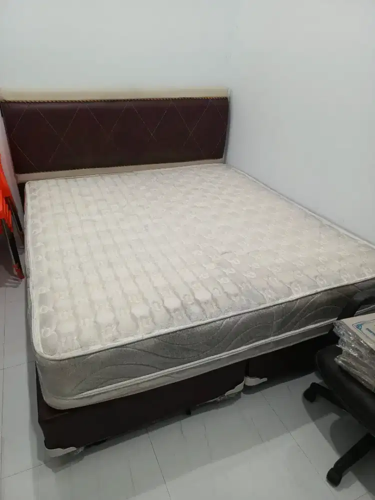 SPRINGBED CAISAR DAN DIVAN