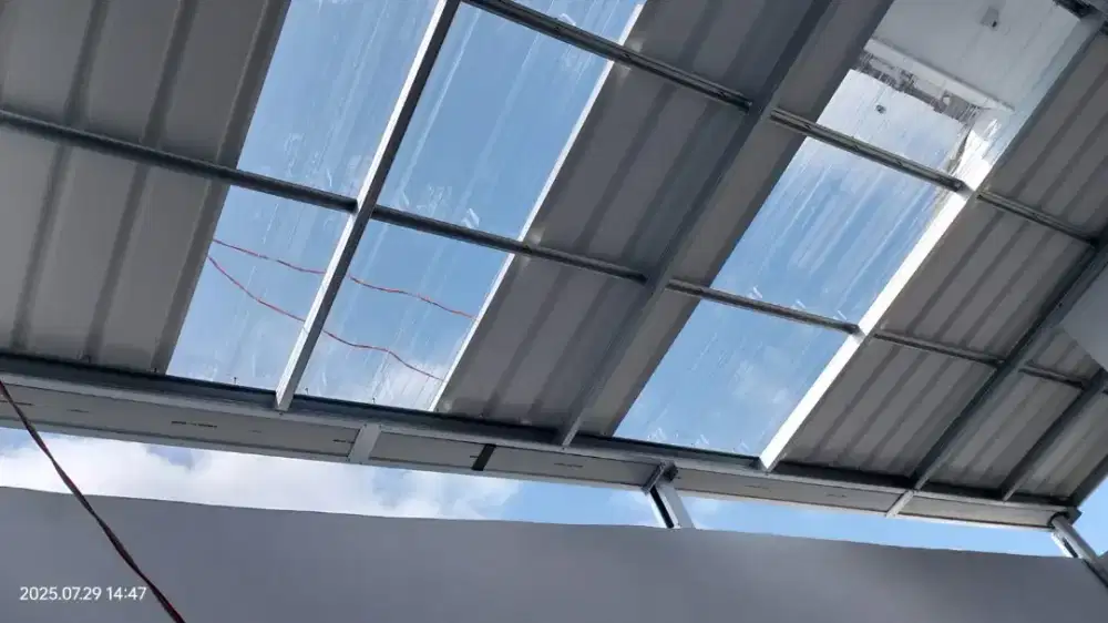 Kanopi baja ringan terdekat