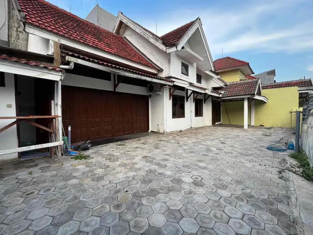 Disewakan Murah Rumah Luas Halaman Luas di Pondok Mutiara Sidoarjo dkt Taman Pinang Pondok Jati Tengah Kota