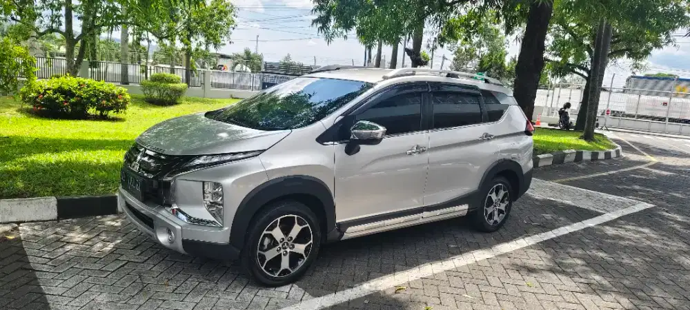 Xpander cross premium package (High Quality)