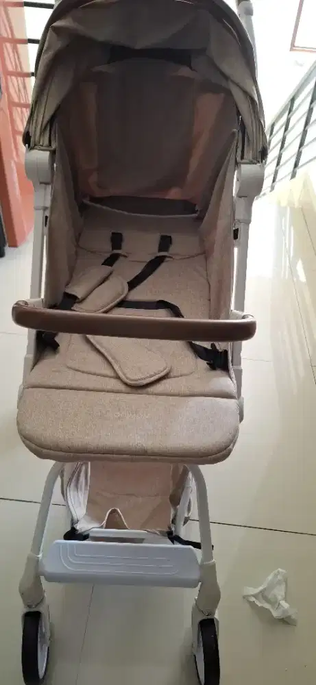 Stroller Mooimom Prelov Kondisi Very Very Good