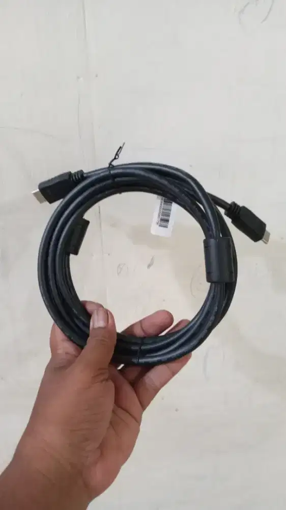 Kabel HDMI 3 meter masih baru belum pernah terpakai