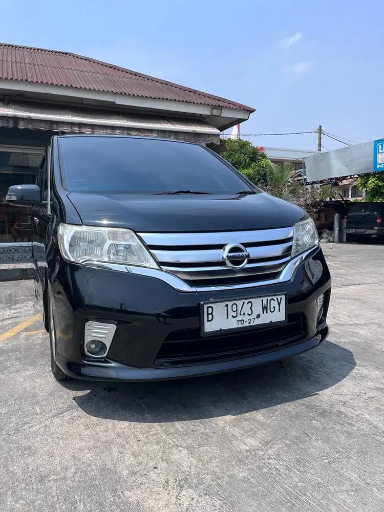 Nissan Serena 2013 Bensin