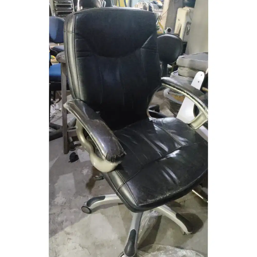 kursi direktur bekas Hidrolis Kursi Pimpinan Kursi Kantor Bekas