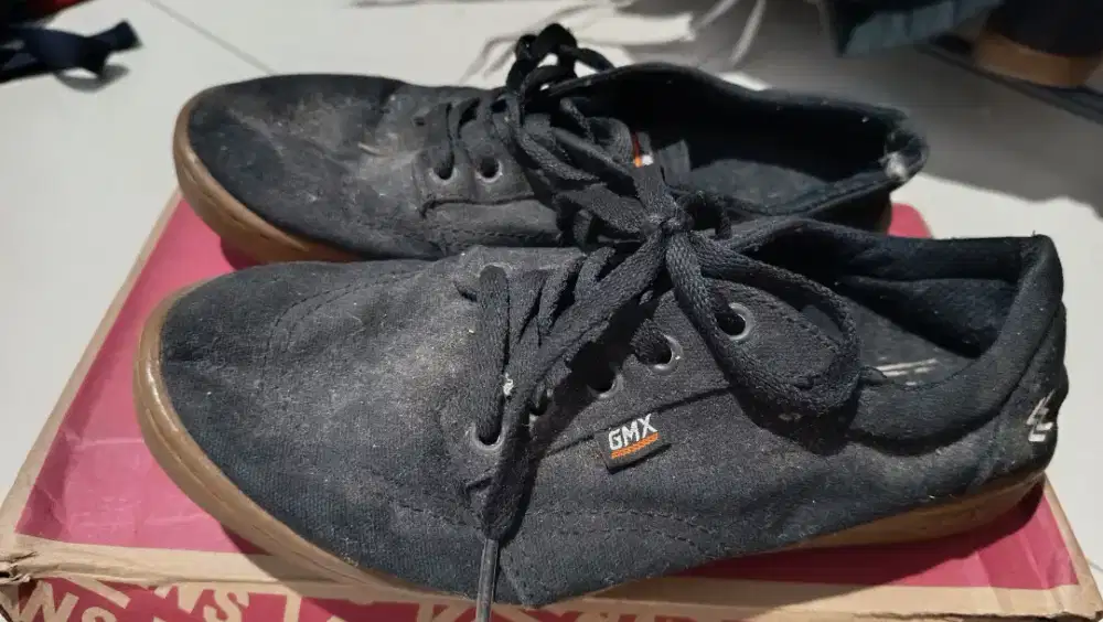 Sepatu GEOFF MAX SKATE CLASSIC