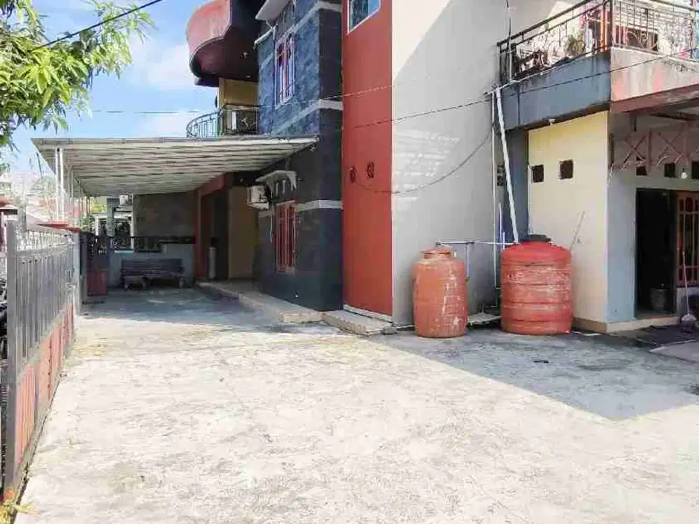 DIJUAL RUMAH BESAR DAN BAGUS TENGAH KOTA BERNUANSA MINIMALIS LOKASI DALAM PERUMAHAN LEMBAH MUTIARA  AMAN NYAMAN HARGA NEGO