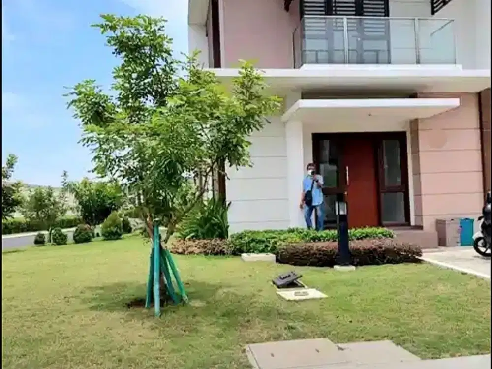Dijual Cluster Burgundy Summarecon Bekasi Hoek bangunan bagus Siap Huni