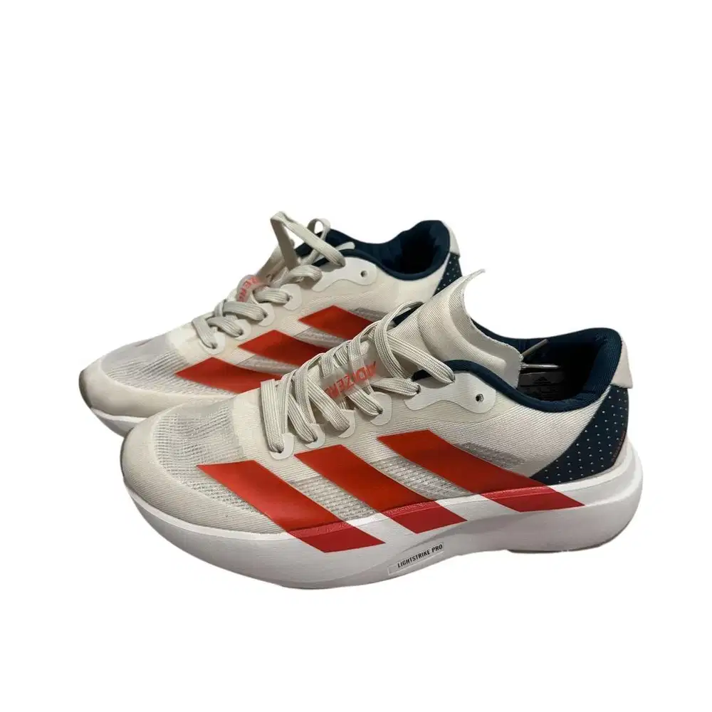 sepatu running adidas made in vietnam