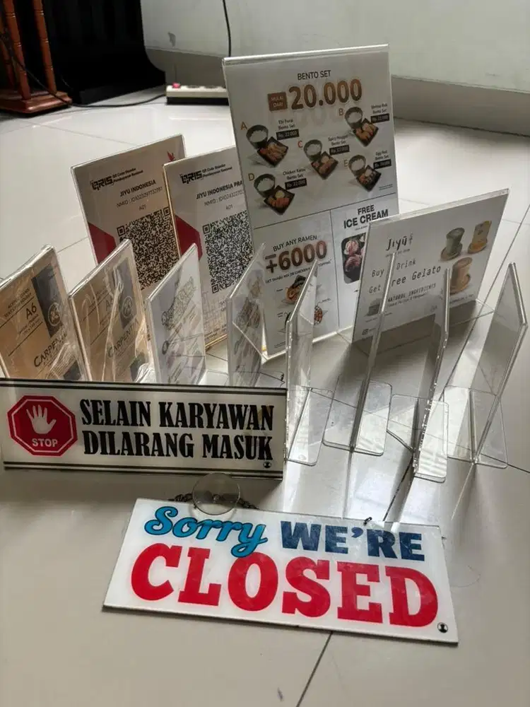 Perlengkapan Cafe Stand Akrilik Gelas Takar Cafe Signs