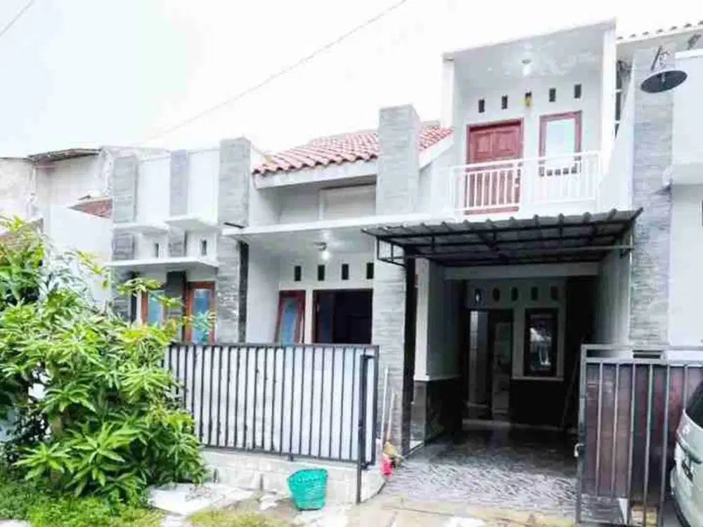 Rumah Cantik 2 lt SHM Siap Huni dekat Transmart dan UMS