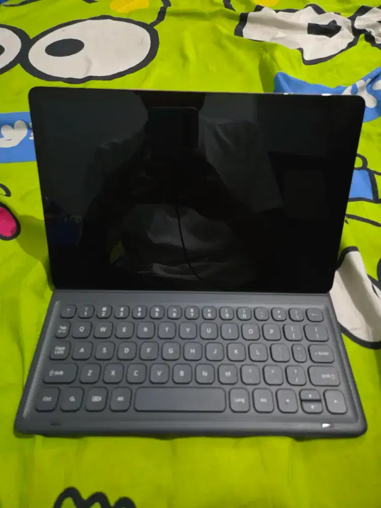 Samsung Tab S5e 4/64 with keyboard