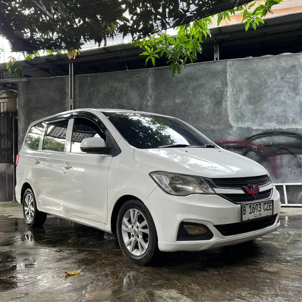 (Harga Cash) Wuling Confero DB 1.5 Putih (2018) MT - TDP 3jt