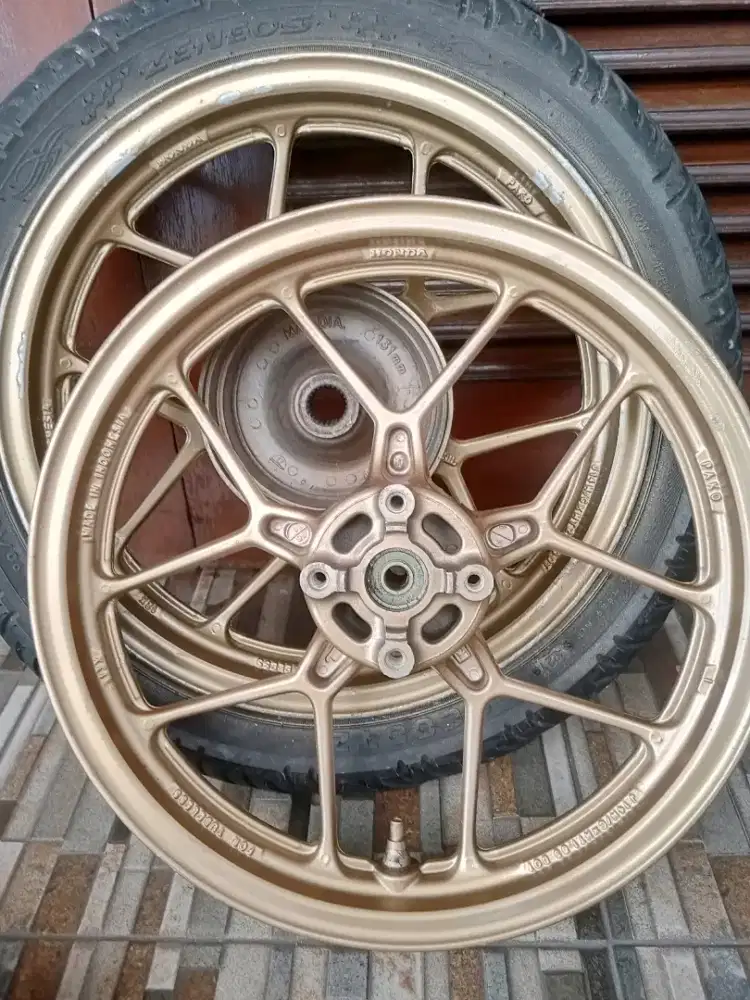 Dijual velg Vario