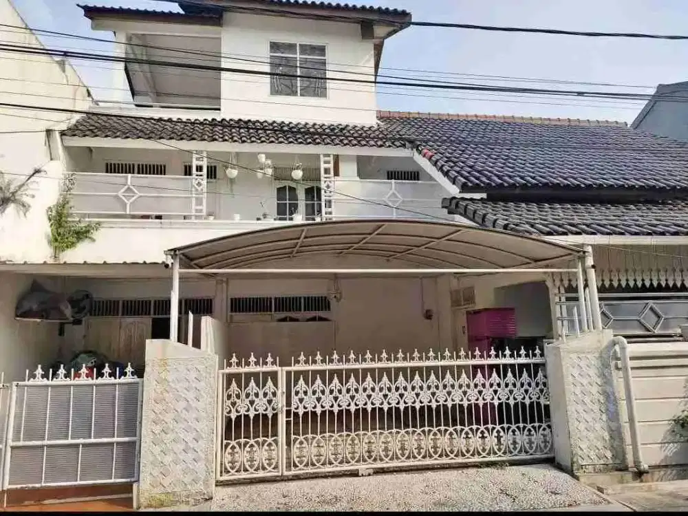Rumah 2 Lantai di Taman Pondok Gede Jatirahayu Kota Bekasi