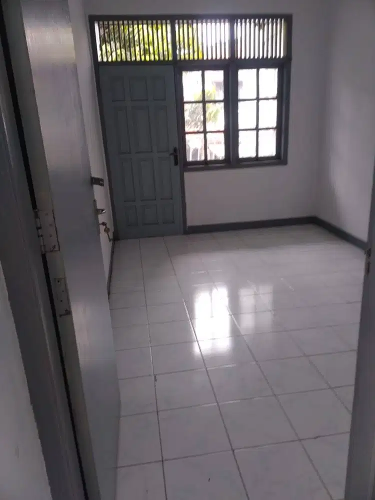 Dijual Cepat Rumah di Sayap Sukaluyu Bandung