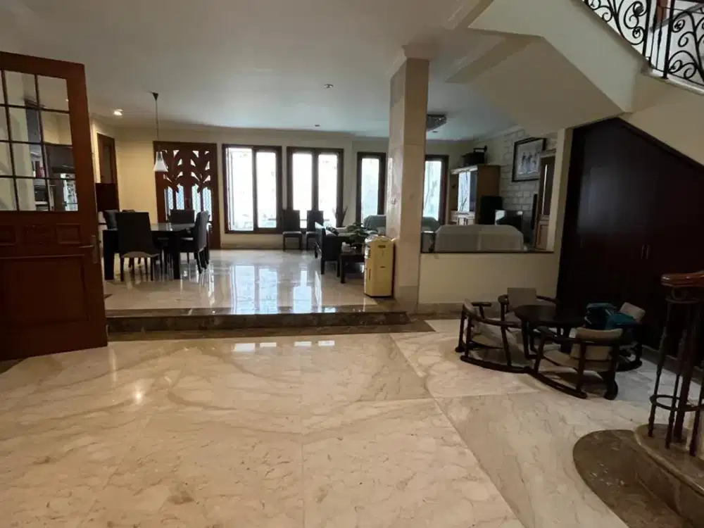 Rumah ASRI dan Tenang Katamaran permai 472,5m hadap selatan