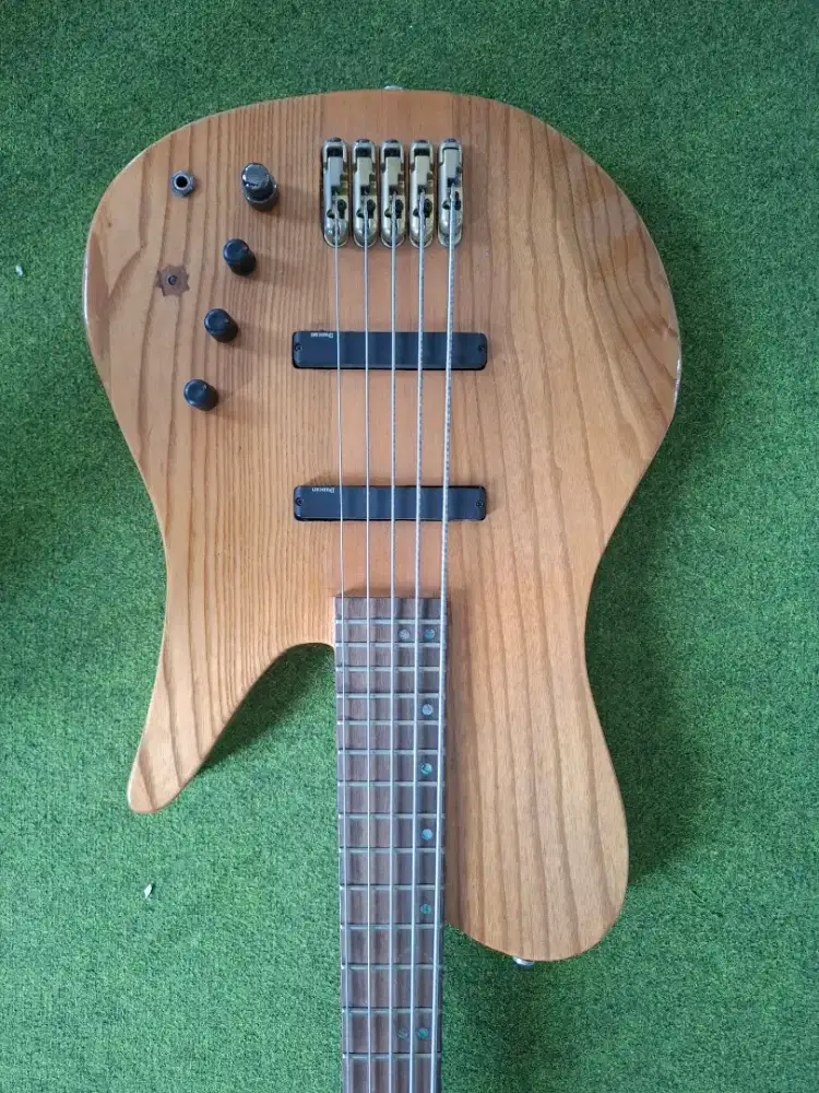 Bass Butik Custom Zianturi 5 String