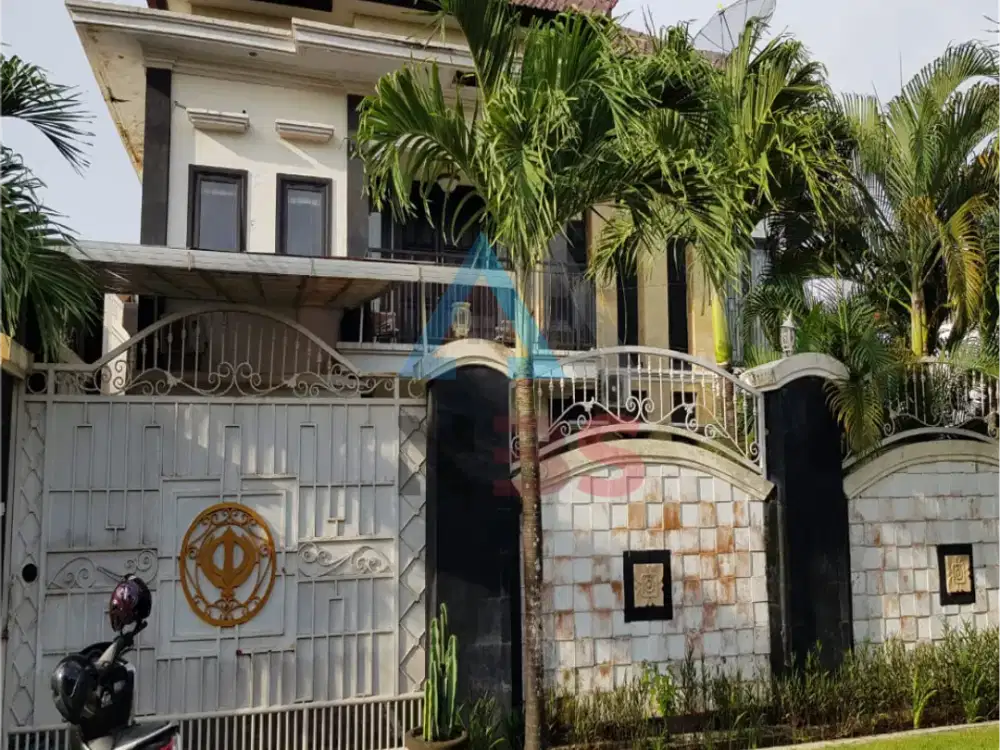 Dijual Rumah bernuansa villa lokasi taman jimbaran nusa dua