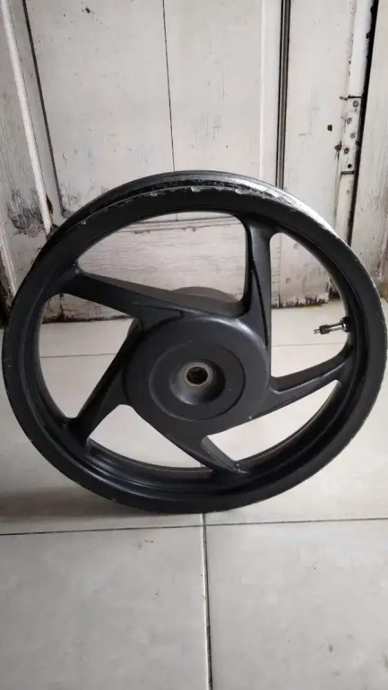 Pelek Belakang Beat/Vario Karbu