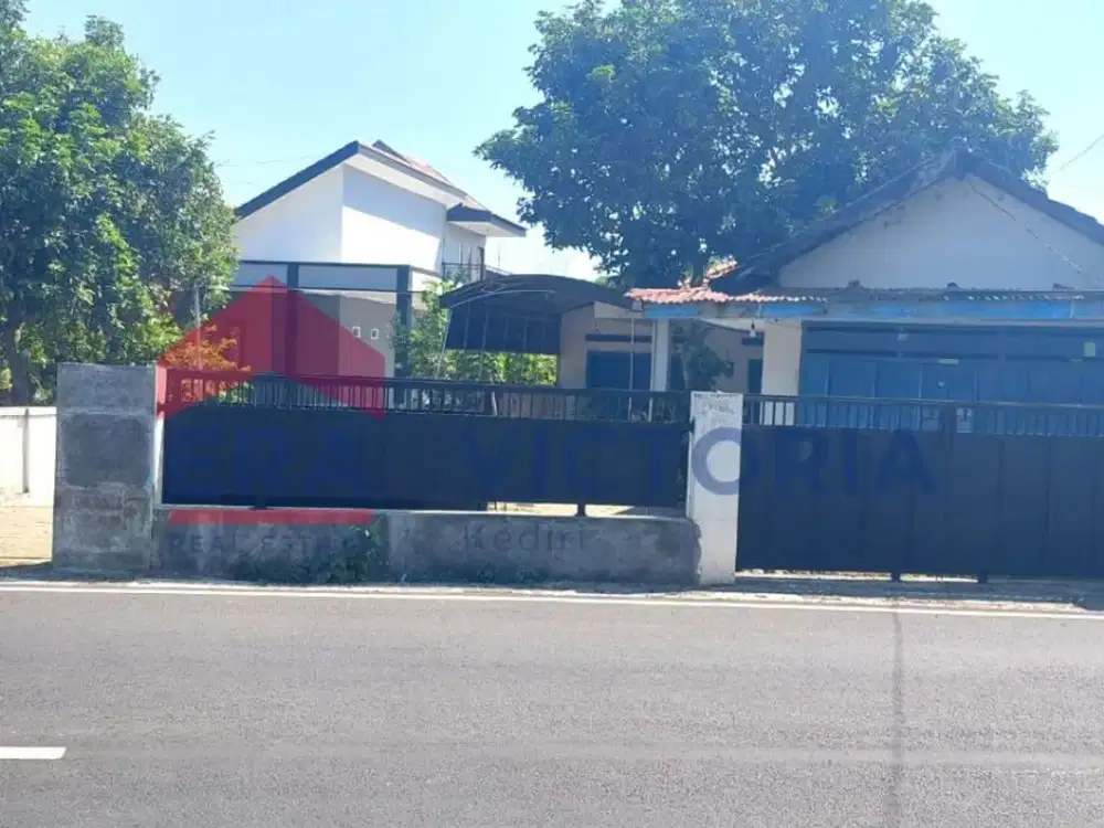DIJUAL Rumah Bagus Siap Huni di Banyakan Kab Kediri Depan Ada Toko Belakang Rumah Ada Bangunan Belum Finishing