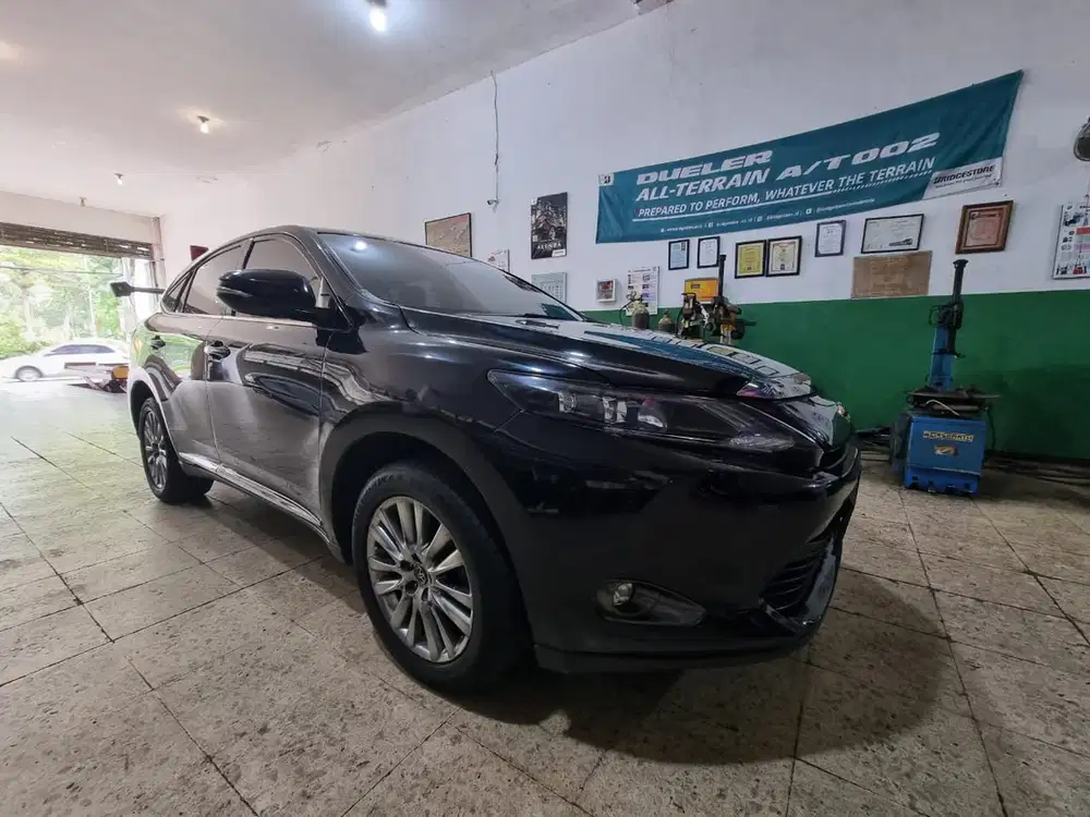 Toyota Harrier 2015 Bensin