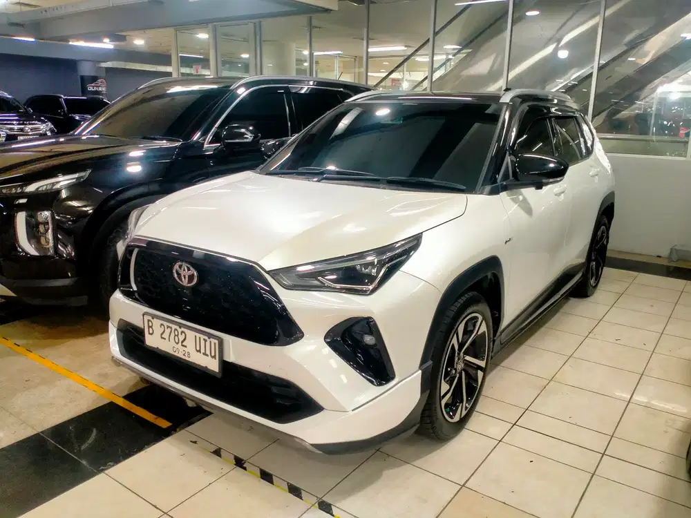 TOYOTA YARIS CROSS HYBRID GR 2023 - PUTIH (ANTIK!) 