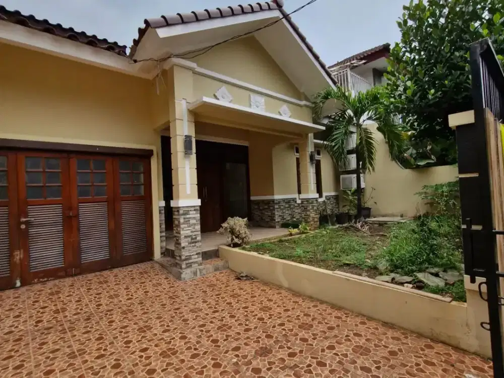 Disewakan rumah Siap Huni terawat 1 lantai di Cipete
