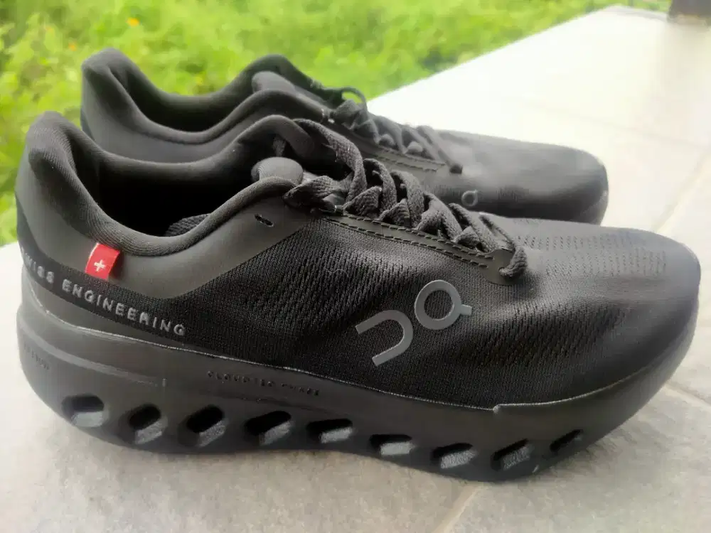 On Cloudsurfer sz 37 Full Black