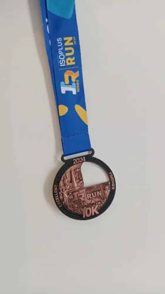 ISOPLUS RUN 2024,medali