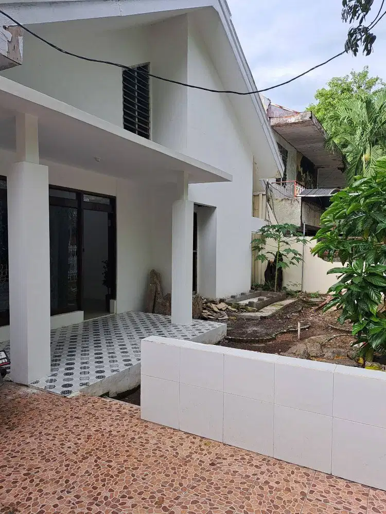 RUMAH JL NGAGEL JAYA UTARA STRATEGIS, ROW JALAN KEMBAR