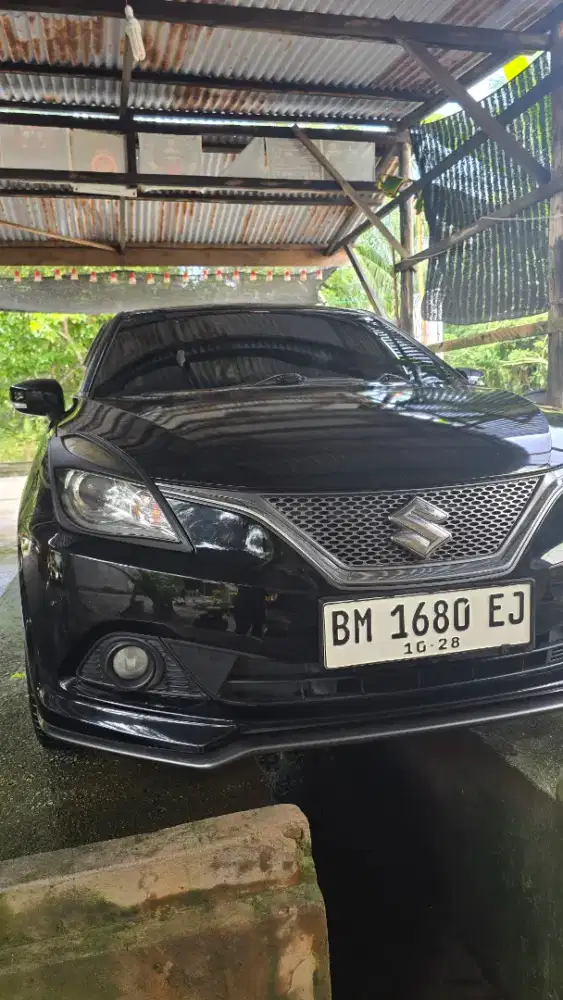 Baleno HB 2018 Manual hitam