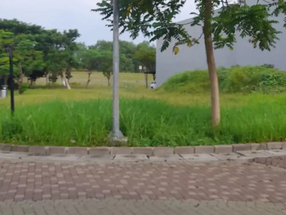 Hadap Utara Timur Kavling Serenade Golf Island Pik