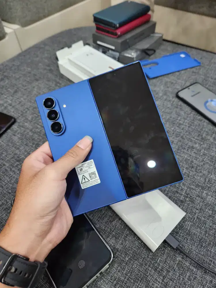 SAMSUNG GALAXY Z FOLD 7