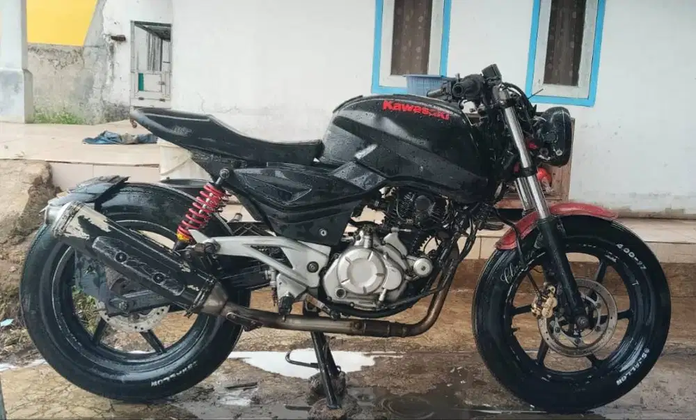 Bajaj pulsar 220f 220 modif