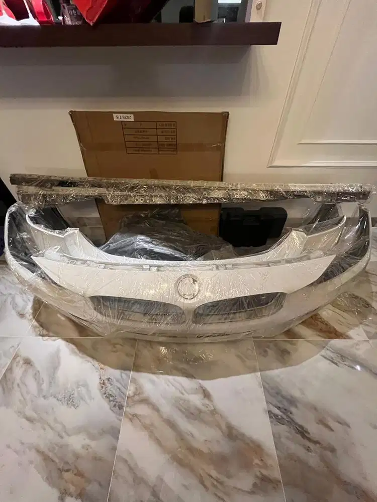 Bodykit fullset BMW f30 320i Luxury Edition