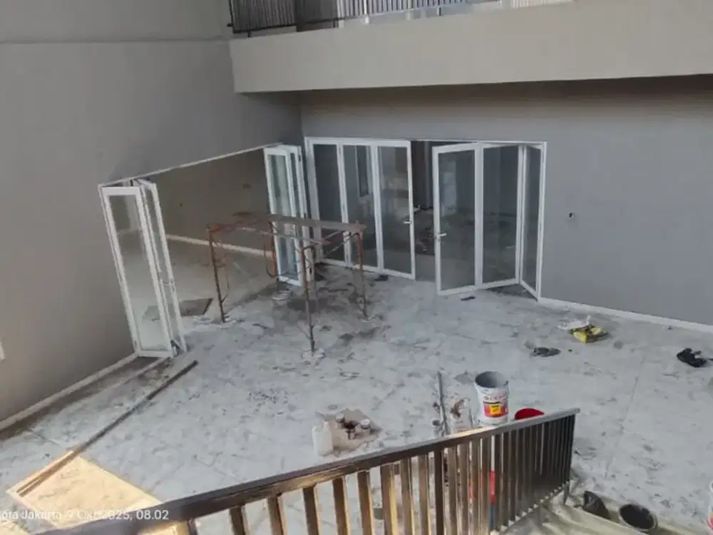 Disewakan Gedung Menteng Cocok Untuk Kantor dan Caffe  Menteng  Jakarta Pusat