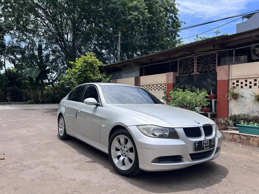 Bmw 320i E90 2006 AT