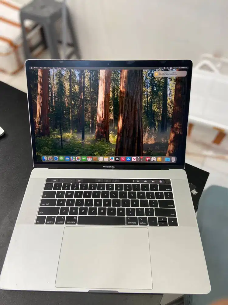 LAPTOP MACBOOK PRO TOUCHBAR A1990 INTEL CORE i7 GEN 6 DL-EC