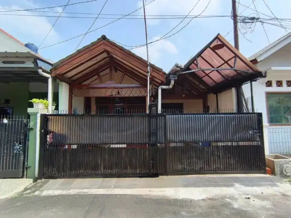 Dijual rumah di Cluster Alam Raya 1, Puri Gading Jatimelati, Bekasi